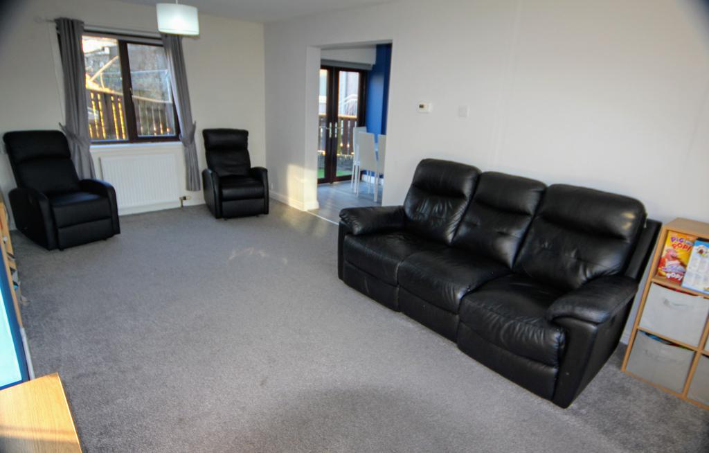 12 Mc Lellan Gardens, Dalbeattie DG5 4 BX - Grieve G