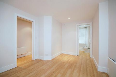 2 bedroom apartment to rent, Marylebone High Street, London, W1U