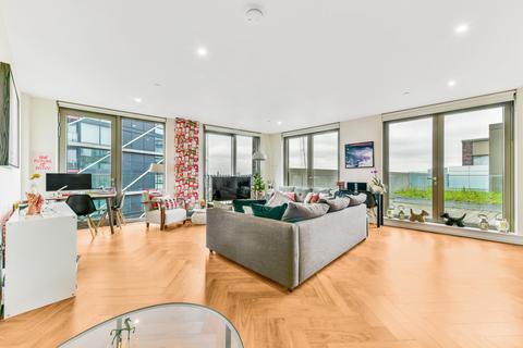 1 bedroom apartment to rent, Capital Building, Embassy Gardens, London, SW11