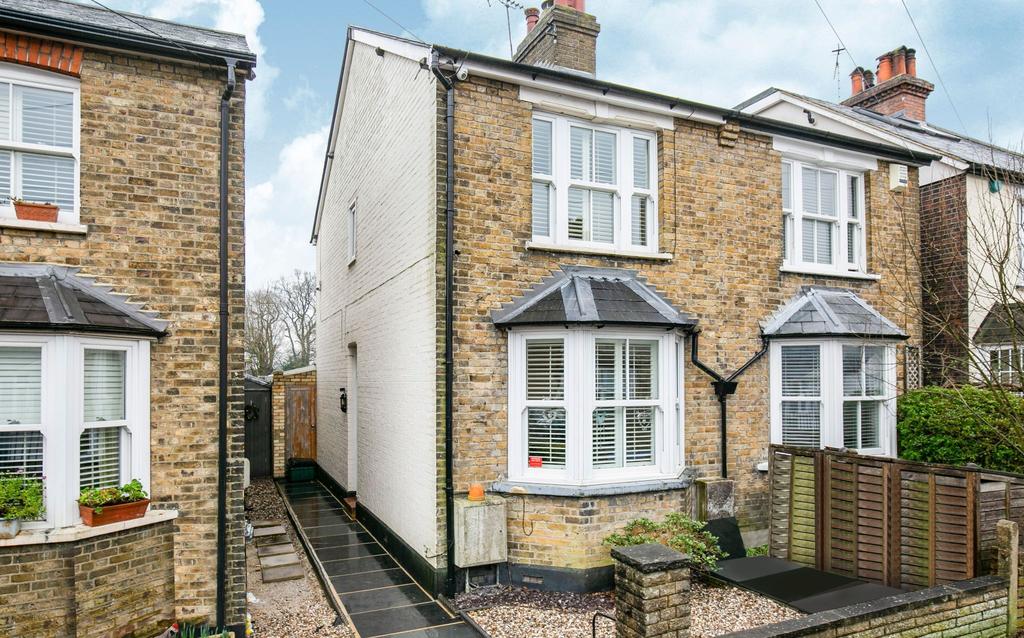 Coopers Road, Little Heath, Potters Bar, EN6 1JQ 3 bed cottage £500,000
