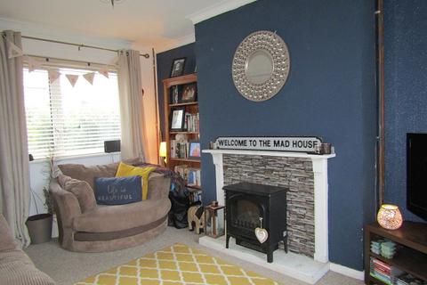 15 Lluest, Ystradgynlais, Swansea, SA9 1HT