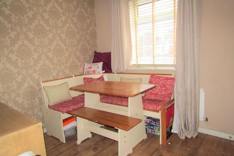 15 Lluest, Ystradgynlais, Swansea, SA9 1HT