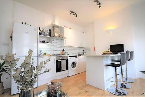 2 bedroom flat to rent, Chamberlayne Road, Kensal Rise, NW10