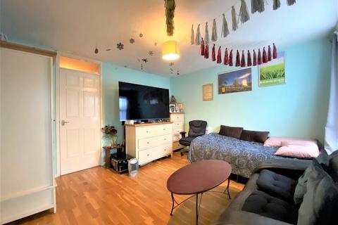 171 Abbotswood Way, Hayes, UB3 3PG