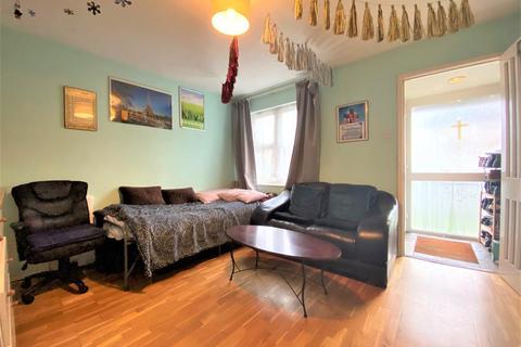 171 Abbotswood Way, Hayes, UB3 3PG