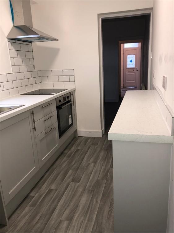 Castle Street, Greenhithe, DA9 2 bed terraced house £1,125 pcm (£260 pw)