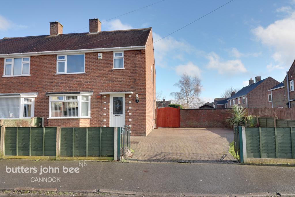 Elizabeth Road, Cannock 3 bed semidetached house £180,000