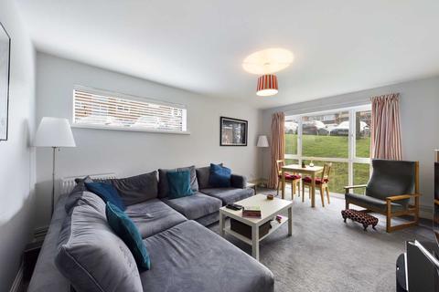 25 Aston View, Hemel Hempstead, HP2 7NY