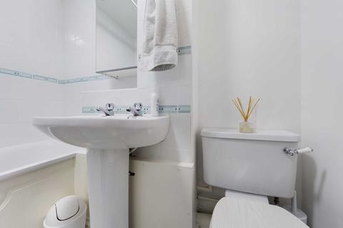 25 Aston View, Hemel Hempstead, HP2 7NY