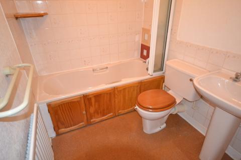 2 bedroom flat to rent, Calder Grove, Sighthill, Edinburgh, EH11