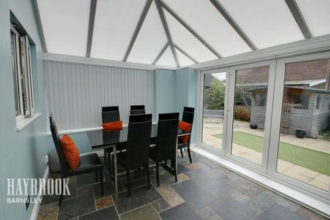 7 Brettas Park, Barnsley, S71 1XU