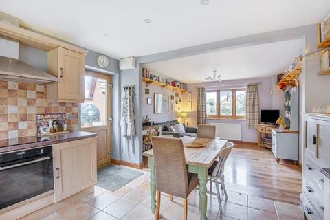 9 Dolybont, St Harmon, Rhayader, LD6 5LZ