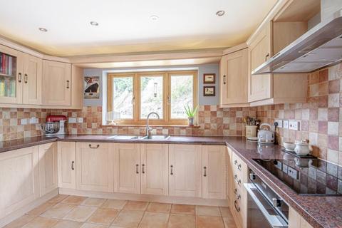9 Dolybont, St Harmon, Rhayader, LD6 5LZ