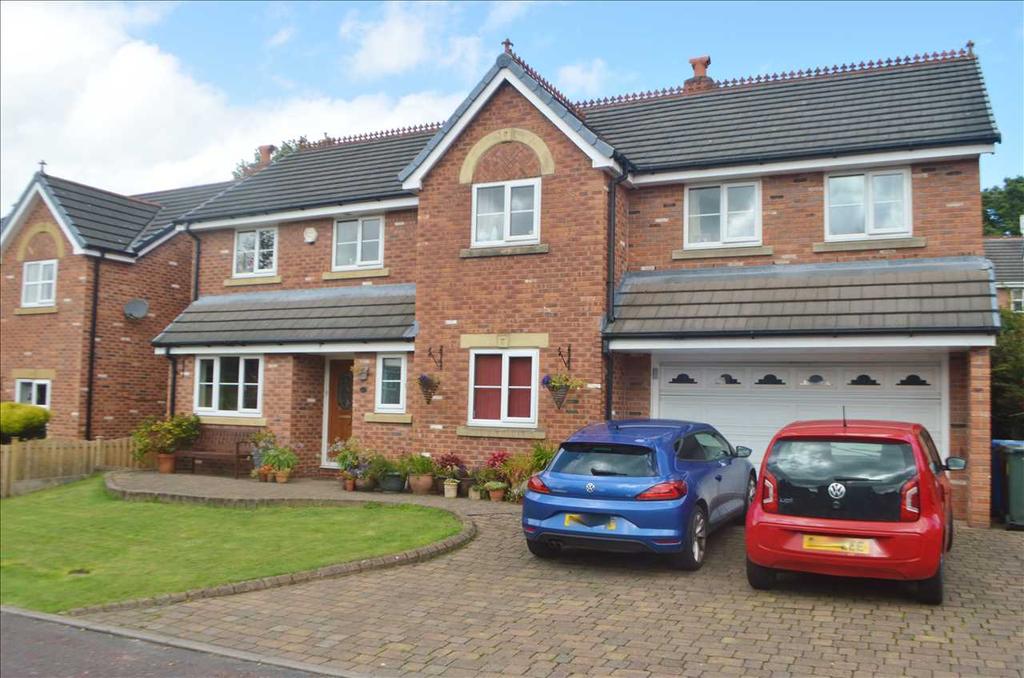 Danesway, Heath Charnock, Chorley 5 bed detached house £369,950