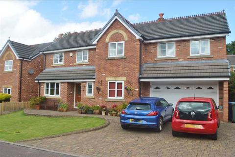 14 Danesway, Heath Charnock, Chorley, PR7 4EY