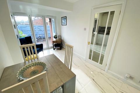 3 Willow Close, Whitnash, Leamington Spa, CV31 2QP