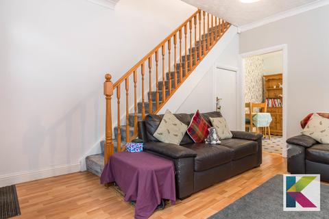 140 Chew Valley Road, Greenfield, Oldham, OL3 7DD