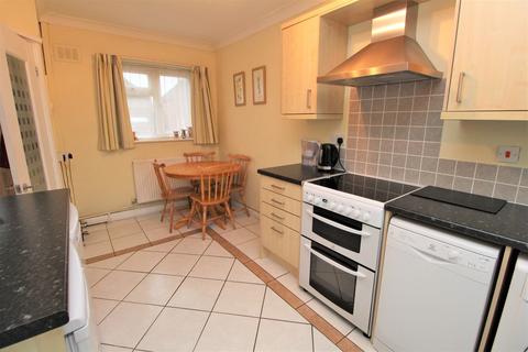 13 Barkstead Road, Colchester, CO4 0DL