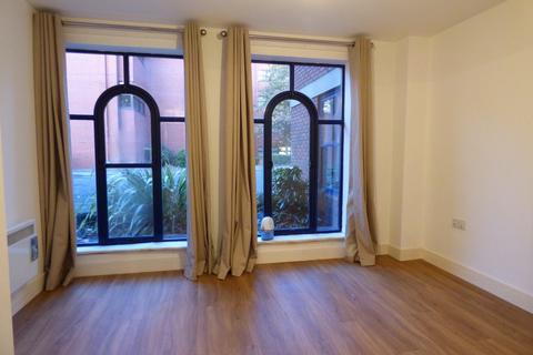 2 bedroom apartment to rent, Commercial Road, Swindon SN1
