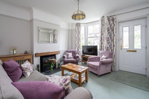 32 Oakdene Road, Brockham, Betchworth, RH3 7JX