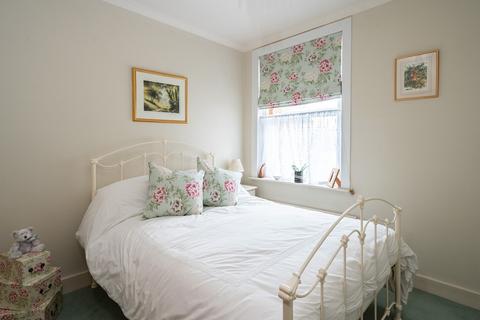 32 Oakdene Road, Brockham, Betchworth, RH3 7JX