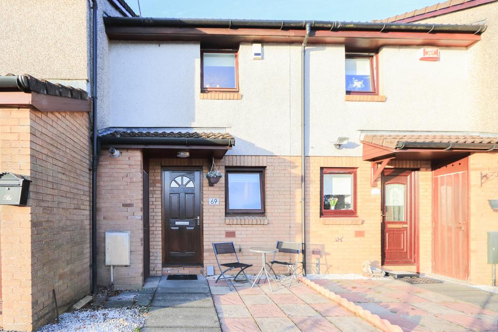 Antonine Gardens, Duntocher, Clydebank 2 bed terraced house for sale