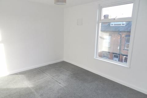 25 Glossop Street, Leeds, LS6 2LE