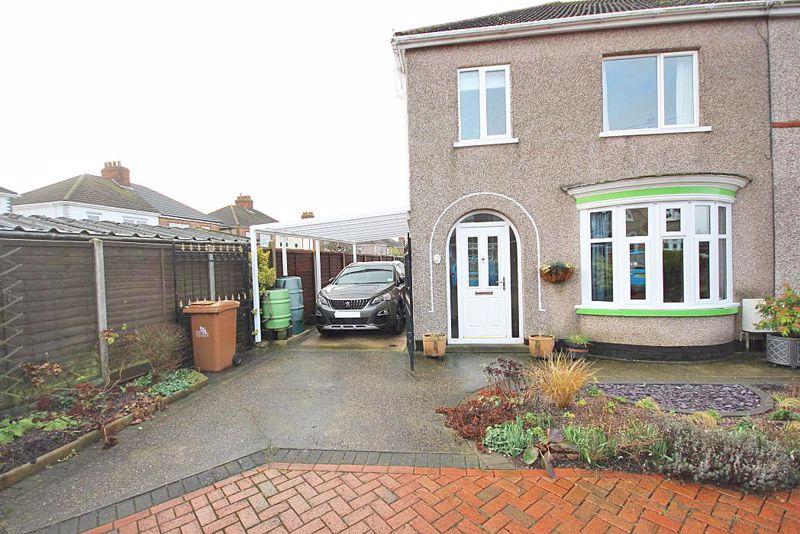 ROSINA GROVE NORTH, OLD CLEE 3 bed semidetached house £149,950