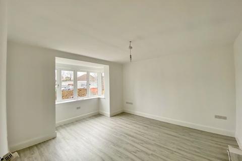 38 Leysdown Avenue, Bexleyheath, DA7 6AT