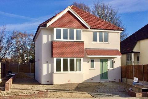 38 Leysdown Avenue, Bexleyheath, DA7 6AT