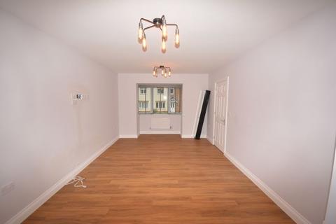 45 Tennant Grove, Neath, SA10 6ES