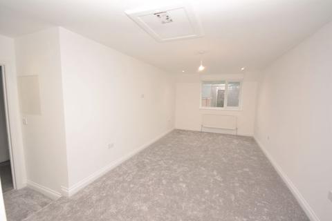 45 Tennant Grove, Neath, SA10 6ES