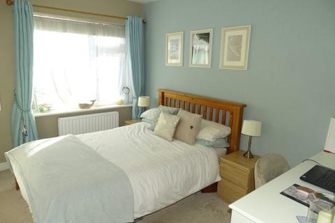 24 The Clumps, Ashford, TW15 1AT