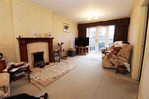 2 Highfield Way, Aldridge, Walsall, WS9 8XF