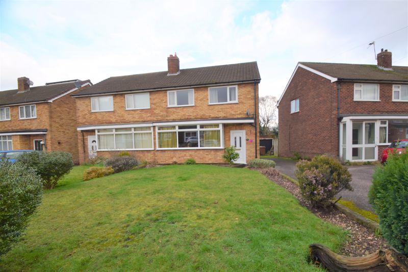 Bankside Crescent, Streetly, Sutton... 3 bed semidetached house £250,000