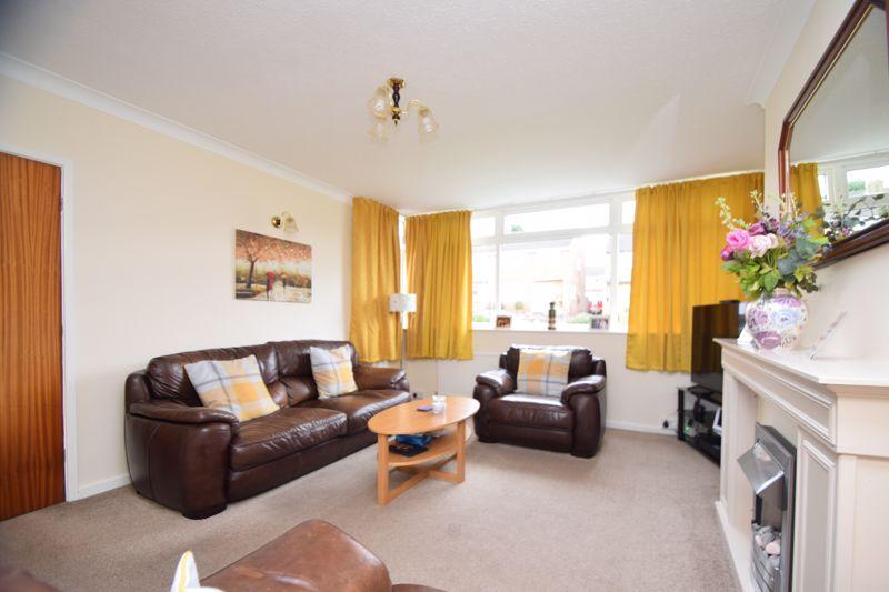Bankside Crescent, Streetly, Sutton... 3 bed semidetached house £250,000