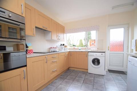 60 Bankside Crescent, Sutton Coldfield, B74 2HZ