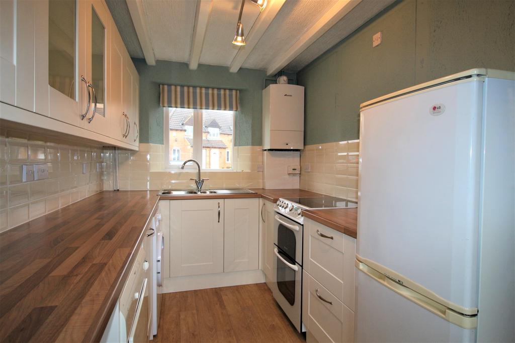 The Highgrove, Cleeve, Cheltenham 2 bed terraced house £800