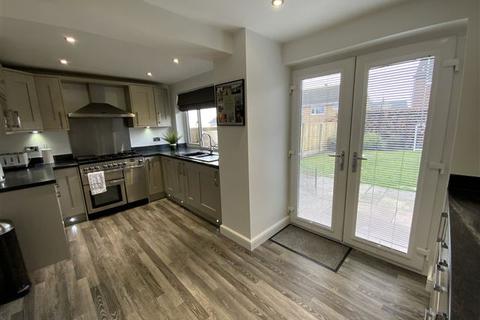 9 Bluebird Hill, Aston, Sheffield, S26 2GN
