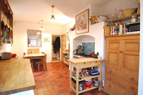 42 Hinton Road, Gloucester, GL1 3JS