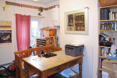 42 Hinton Road, Gloucester, GL1 3JS