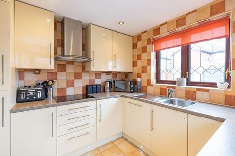 40 Benson Close, Bicester, OX26 4FQ