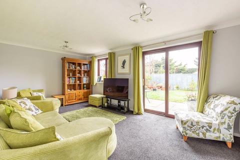 40 Benson Close, Bicester, OX26 4FQ