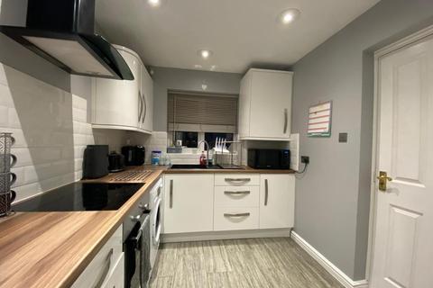 24 Dixon Road, Northampton, NN2 8XE