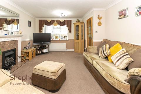 1 Mortimer Gate, Cheshunt, Waltham Cross, EN8 0XG