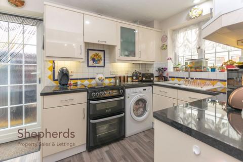 1 Mortimer Gate, Cheshunt, Waltham Cross, EN8 0XG