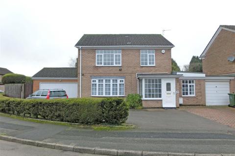 10 Forest Way, Hollywood, Birmingham, B47 5JS