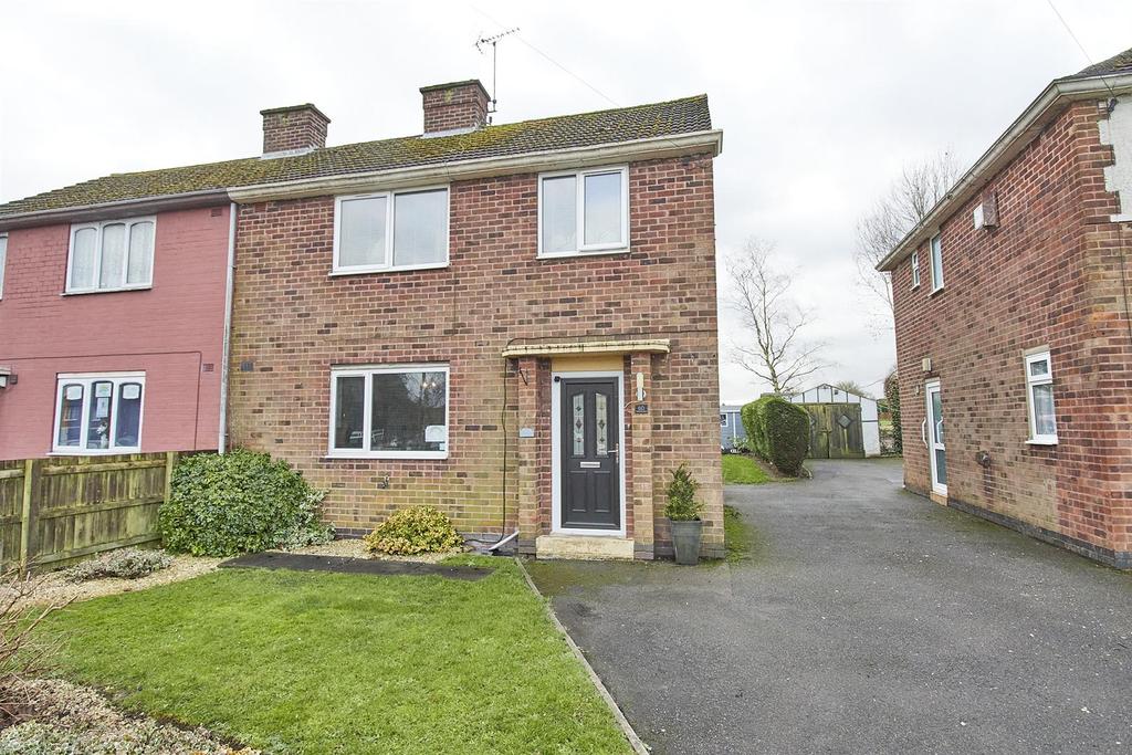 Featherston Drive, Burbage, Hinckley 3 bed semidetached house £210,000