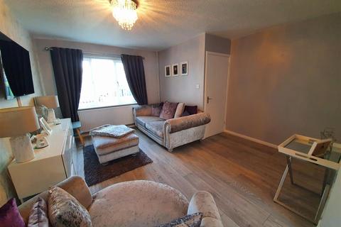 11 Cornish Close, Nuneaton, CV10 0XU