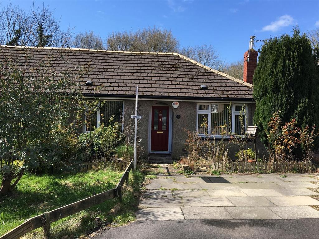 Factory Hill, Horwich, Bolton 2 bed semidetached bungalow £190,000